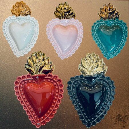 Cuori Ex-voto in ceramica dipinti a mano. Sartoria Luminarie