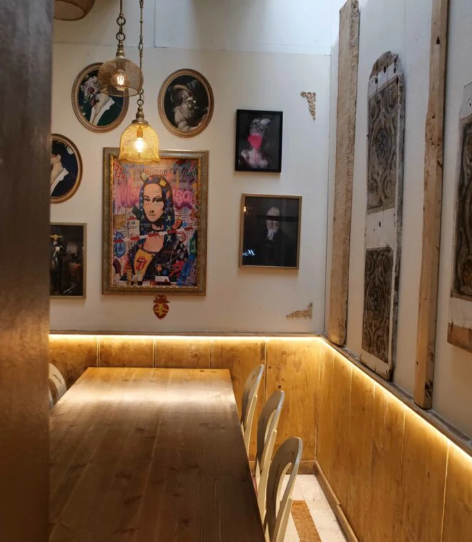 Sartoria Gastronomica a Bologna, in piazza Aldrovandi.