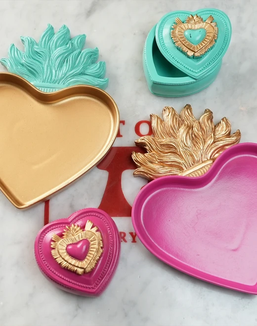 svuota tasche e scatoline a cuore sacro. Sartoria Luminarie a Bologna e online