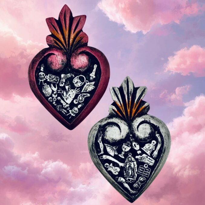 Cuore messicano Tocuaro in legno con milagros Sartoria luminarie Bologna