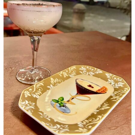 Vassoietto HAPPY HOUR LETTERA E IN PORCELLANA Sartoria Luminarie Bologna