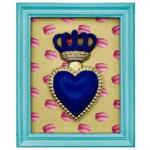 cornice rettangolare pop con cuore votivo e sfondo macarones Sartoria Luminarie Bologna