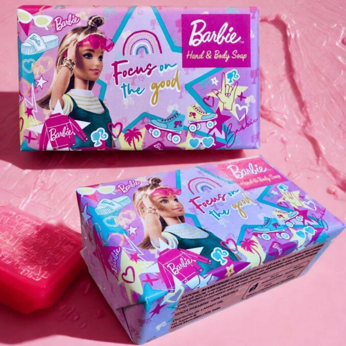 Saponi BARBIE  GOT THIS prodotti di cura e bellezza, hand and body da Sartoria Luminarie a Bologna.