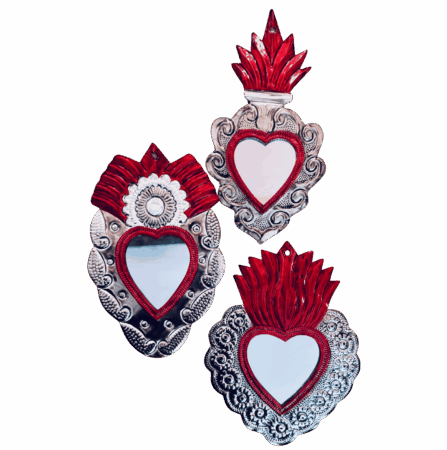 Cuore votivo messicano grande in latta argento  e smalto rosso con specchio Sartoria Luminarie Bologna
