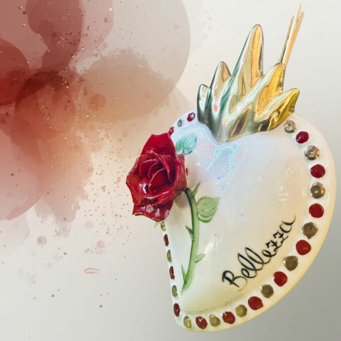 cuore-ceramica-bellezza-e-rosa-rossa-sartoria-luminarie-bologna