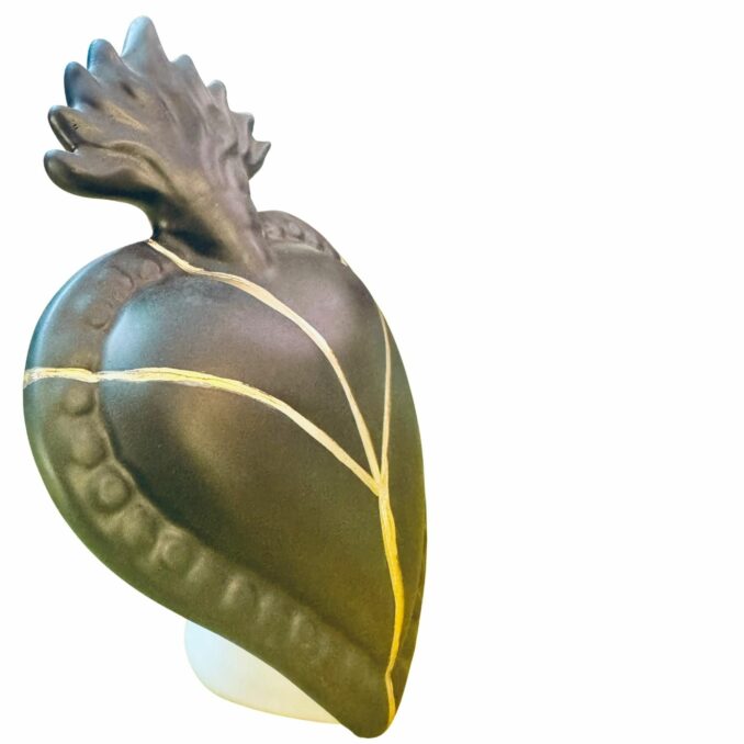 cuore ceramica nero kentsuji sartoria luminarie bologna 0